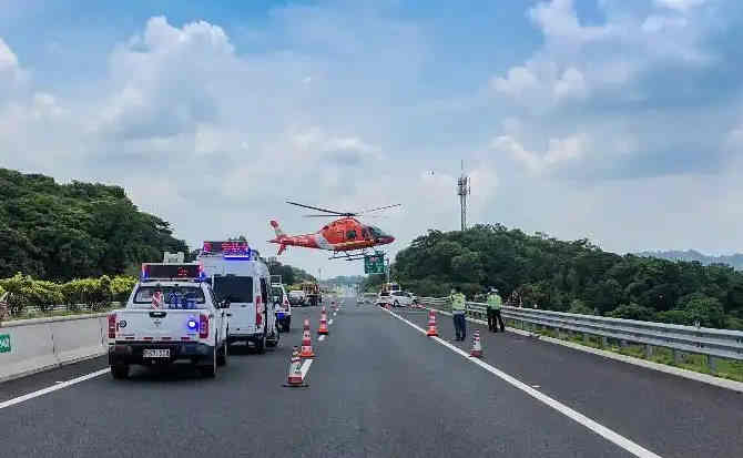 金湖高速公路汽车救援案例